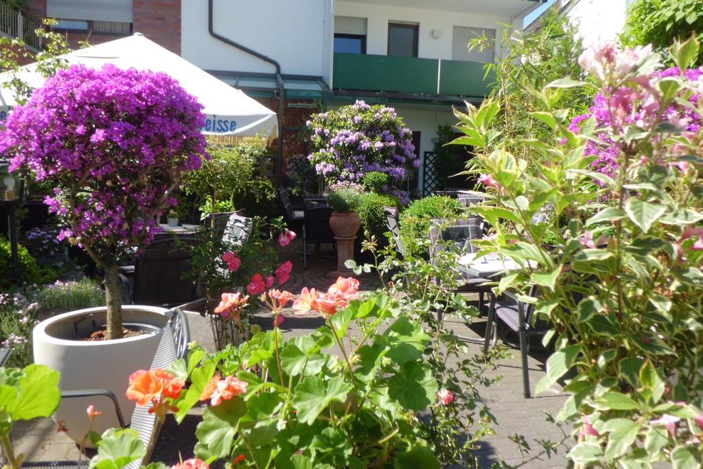 Hotel Gasthaus Appel Krug Delbruck Exterior photo